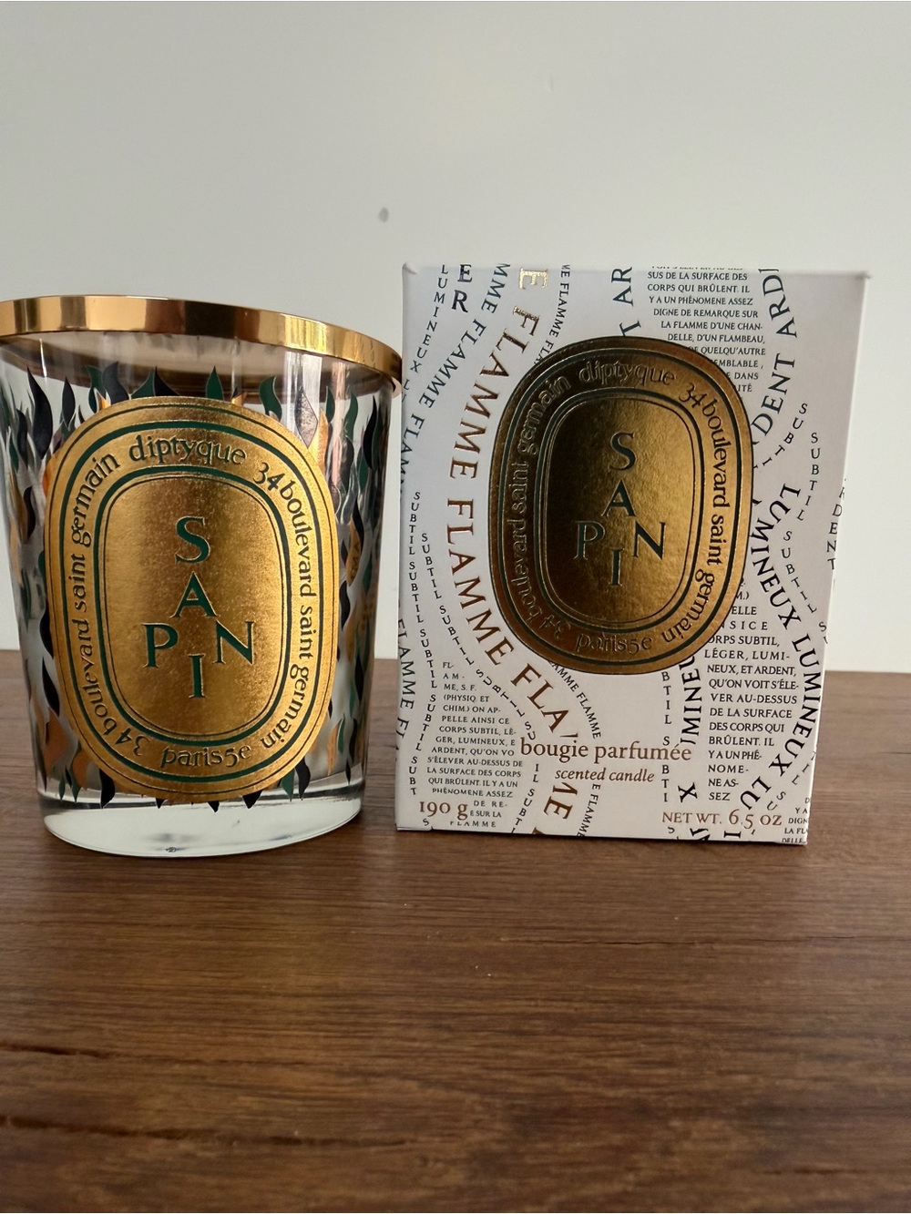 Diptyque Sapin Candle in
Original Box with Gold Lid (6.5 oz)